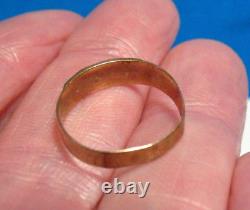 14k Gold Ruby Antique Victorian Childs Ring Size 2.5.6 Grams