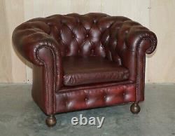 Pair Of Lovely Antique Oxblood Leather Chesterfield Gentleman's Club Armchairs