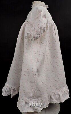 Sweet Victorian Child's Dress In Crescent Moon And Star Print W Lace